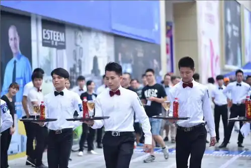 100万人围观一群男人做这事最后惊喜不断