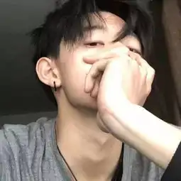 头像壁纸我曾以为,你是真心
