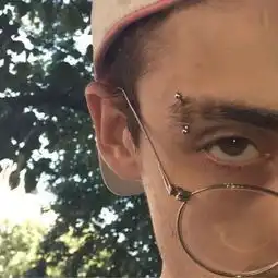 男生头像共祝我们拥有长久的欢喜和美梦