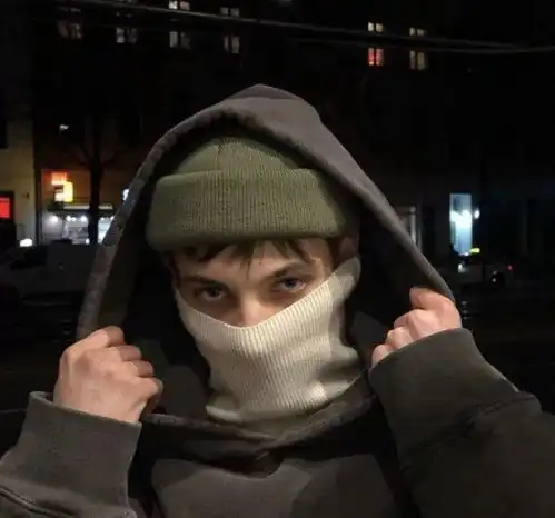 男生女生很放肆的头像