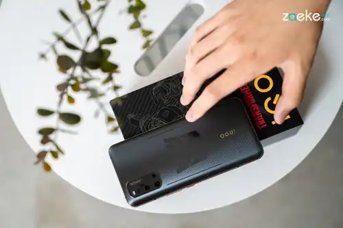 iqoo3变形金刚限定版图赏充值信仰,这回不用加钱