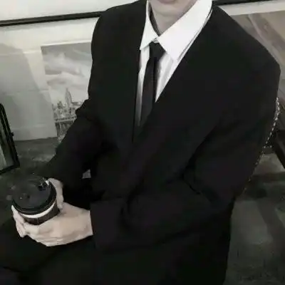 黑色简约绅士领带头像半身领带成熟男人专用头像
