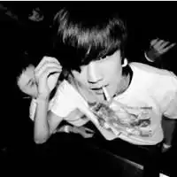 求个伤感灰色好看的男头像要绝对的好看

