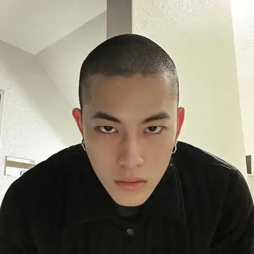 18款能让男生快速变帅的发型

