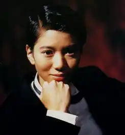 女扮男装雌雄难辨的九大明星,最后一个角色至今无法超越