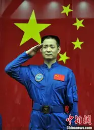 神舟十号航天员飞行乘组成员确定训练秘照曝光
