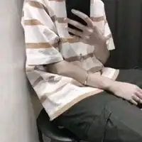 qq半身头像男生男生没有头下半身qq头像
