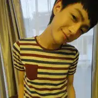 怎么把qq头像上的字去掉
