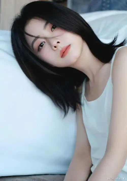 一位三十几岁演高中生不突兀的女星,真想问问谭松韵是怎么做到的