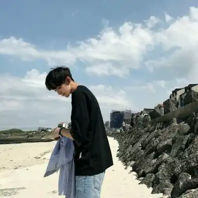 久别重逢的旧时光,你是否别来无qq男生头像我要个性网
