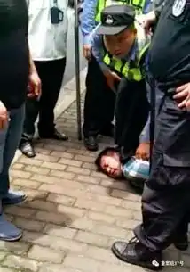 上海2名小学生被砍身亡路人用毛巾给孩子止血