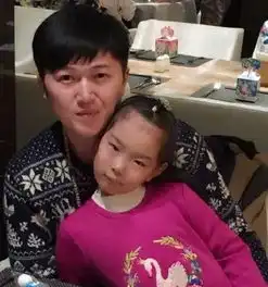 她演了30年的农妇,减肥后大变脸,现开豪车与小15岁男友结婚
