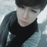 行李箱背影图片男生伤感微信头像图片大全