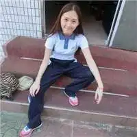 穿校服的女生头像社会微信头像图片大全
