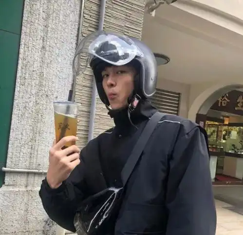 男头是你渴望的小哥哥头像
