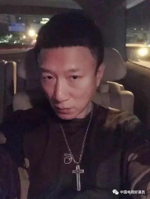 孙红雷晒照自称道明寺求夸帅网友谁给你的勇气