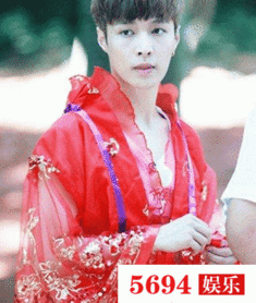 这样的李易峰格格你见过吗扒一扒男明星们那些销魂的女照
