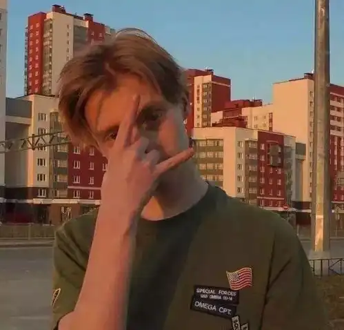 个性头像你的酒窝没有酒,我却醉得像条狗
