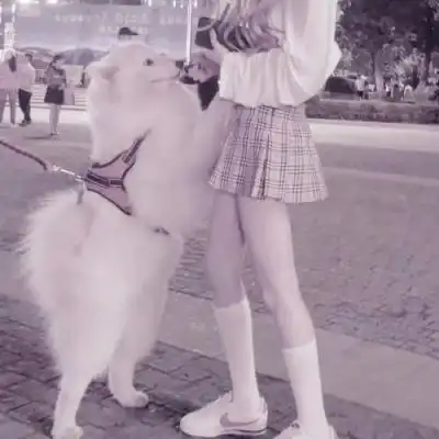 2023慵懒柔美个性女生头像
