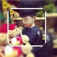 qq头像画中画男生唯美画中画男生qq头像
