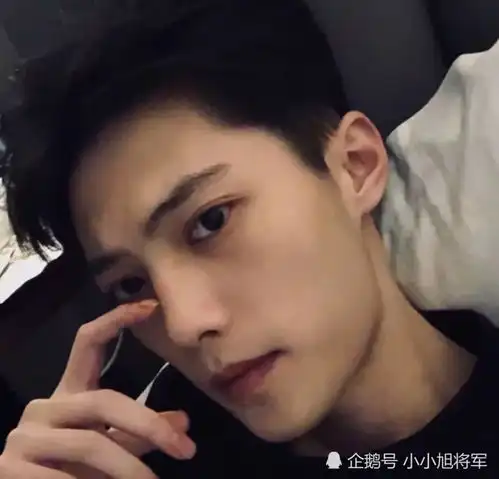 优质微丧男生头像
