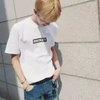 素描真实男生背影图片微信头像图片大全