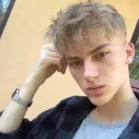 另类有个性的男生微博头像精选相比道歉我更想听你说爱我