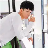 干净清新男生头像气质清新的男生