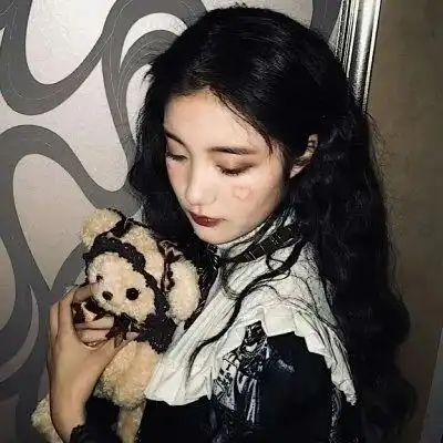 女头仙人掌做不了花没办法让人捧在手心
