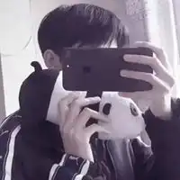 qq头像男生自拍手机控
