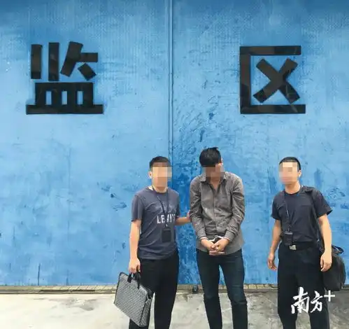 20岁男子戴面具上街吓人被警方抓获,原是盗窃案惯犯
