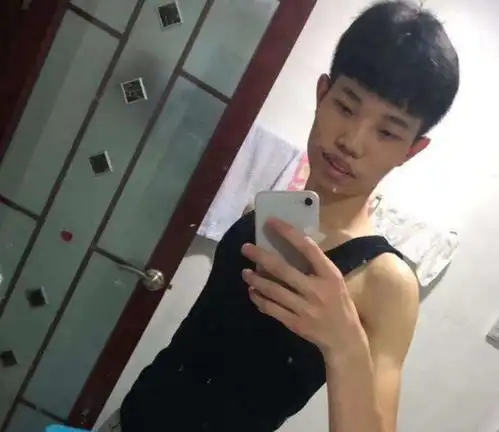 吃鸡最会整活的主播鲨鱼520撩宝子,土味情话逗笑水友