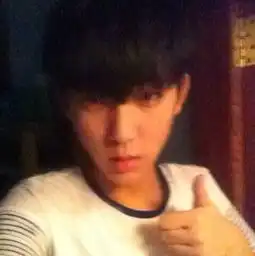 求14岁帅男生的照片
