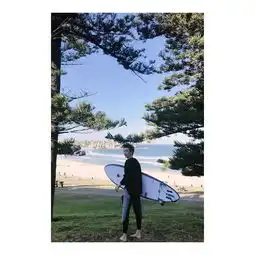 壁纸丨这个成为无数人头像的混血男模又变帅了
