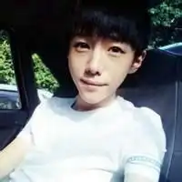 15岁男头像高清壁纸
