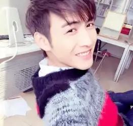 杨幂旗下的艺人都有个特点,难怪这么容易火呢