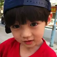 这个小孩叫什么
