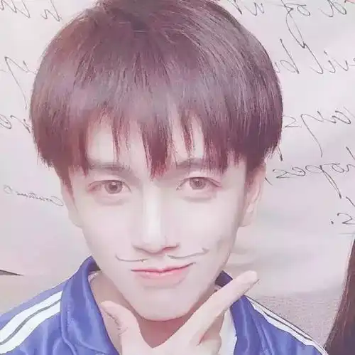 情侣头像,男生对女生这样的撩汉套路最心动
