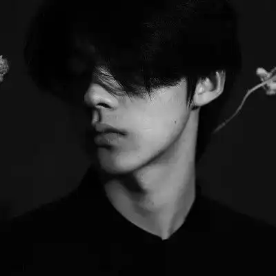 ins释怀男生头像