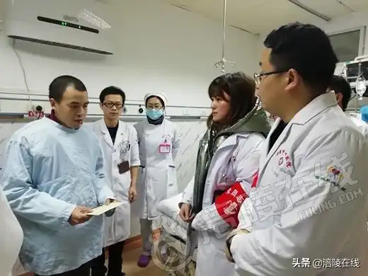 造孽涪陵一13岁男孩沉睡中被大面积烧伤,65岁父亲痛断心肠