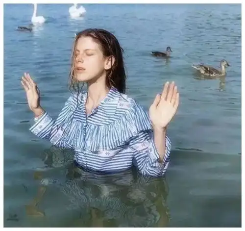 欧美女生头像男生头像欧美情头
