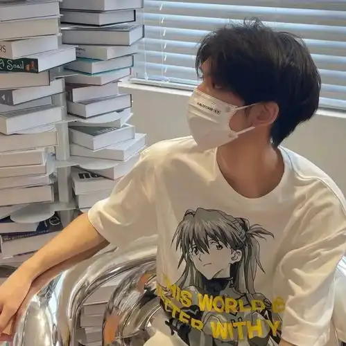高冷男生头像爱意随风起风止意难平