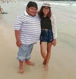美女护士恋胖男友迫不及待想为他生娃