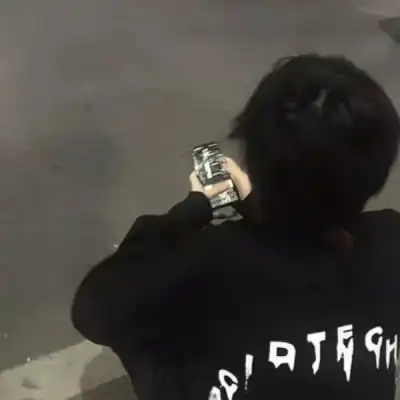 让女生一眼就喜欢的微丧男头
