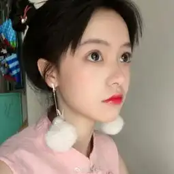 女生说我爱你,男生应该怎么接看到第八句泪崩了
