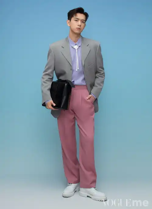 李现春夏vogueme杂志图合集