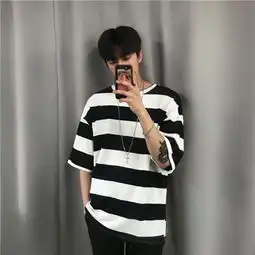 帅气冷漠男生头像高清图片2018情愿错过也不愿过度主动讨好
