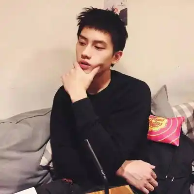 撩妹男生头像高清容易撩妹又缺爱的帅哥头像
