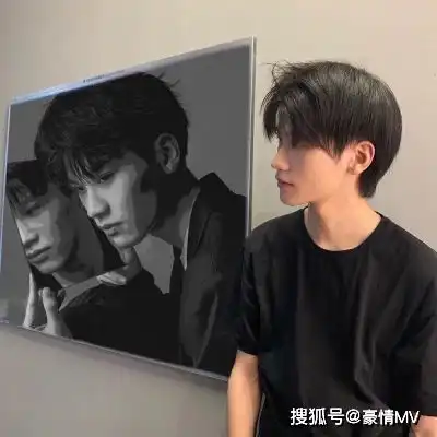 看起来很干净的男生头像清爽帅气的男头合集
