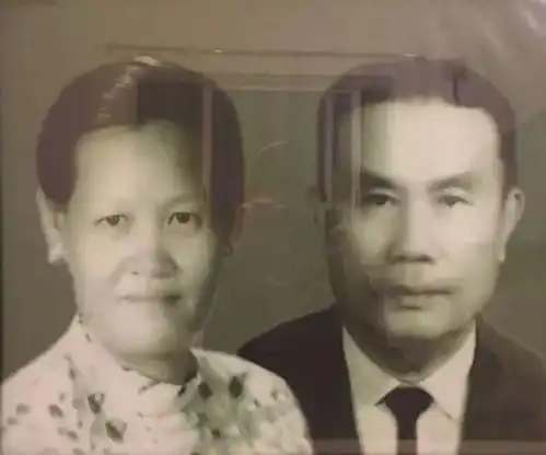 李月美20岁女扮男装抗日救国,一次车祸让其暴露女儿身嫁给真爱